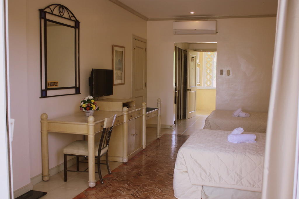 Club Morocco Resort And Country Club Subic Quarto foto