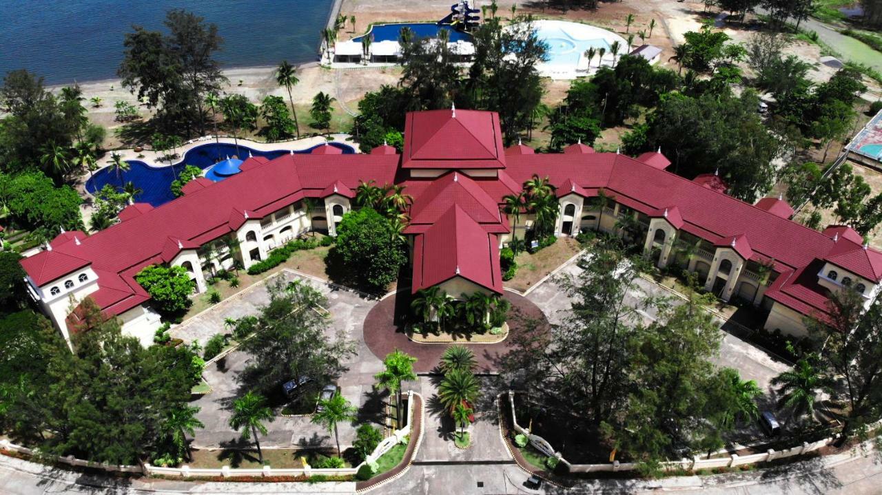 Club Morocco Resort And Country Club Subic Exterior foto